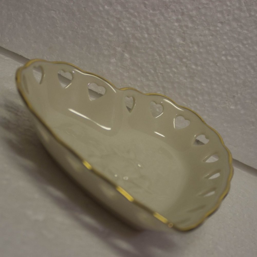 Lenox Heart Shaped Trinket Dish - Picture 4 of 4